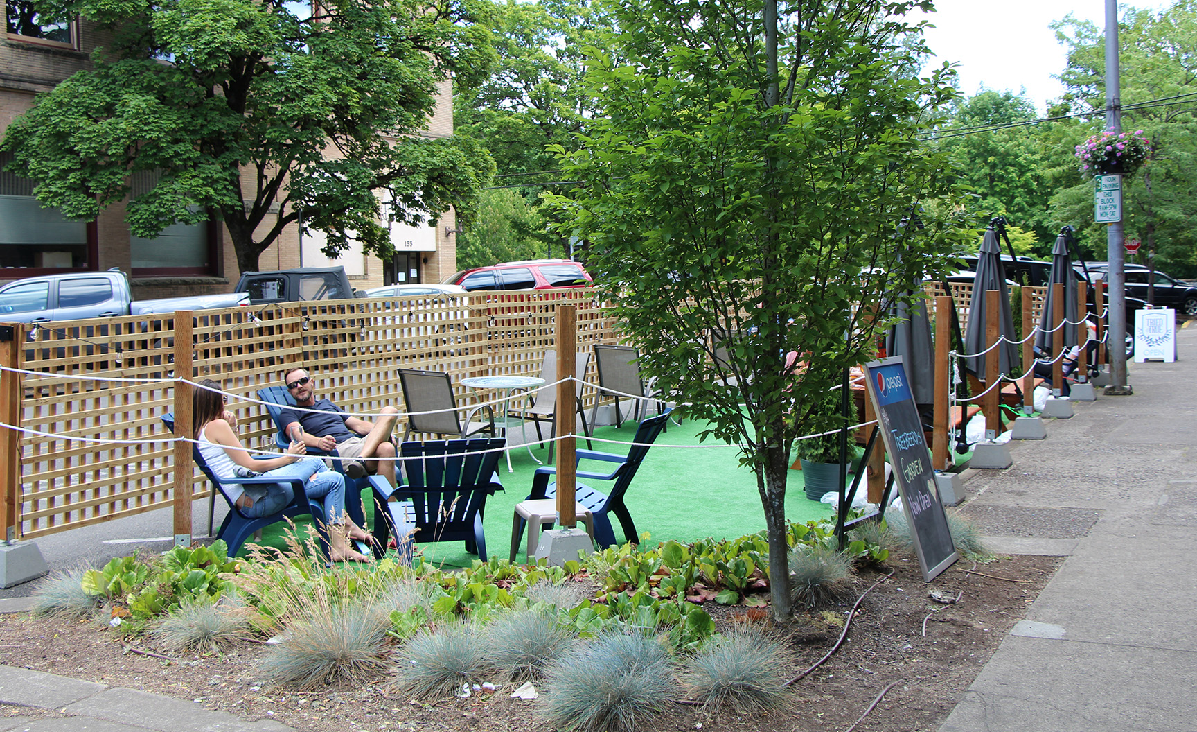 Outdoor Street Dining Corvallis Oregon