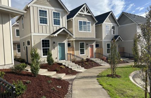 Front of multiple cottage clusters from the sidewalk