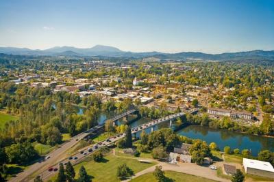 https://www.corvallisoregon.gov/sites/default/files/styles/full_node_additional_two_column/public/imageattachments/hr/page/110/corvallis_aerial.jpg?itok=j57ao2I2