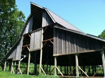 Bald Hill Barn