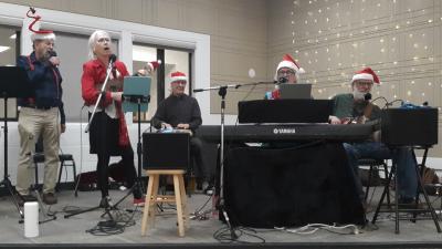 Holiday Singalong music group